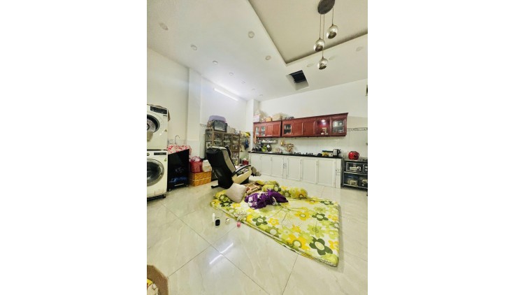 HẺM ÔTÔ 5M – 68M², NHÀ 2TẦNG BTCT/3pn GIÁ 6.6TỶ TL!
